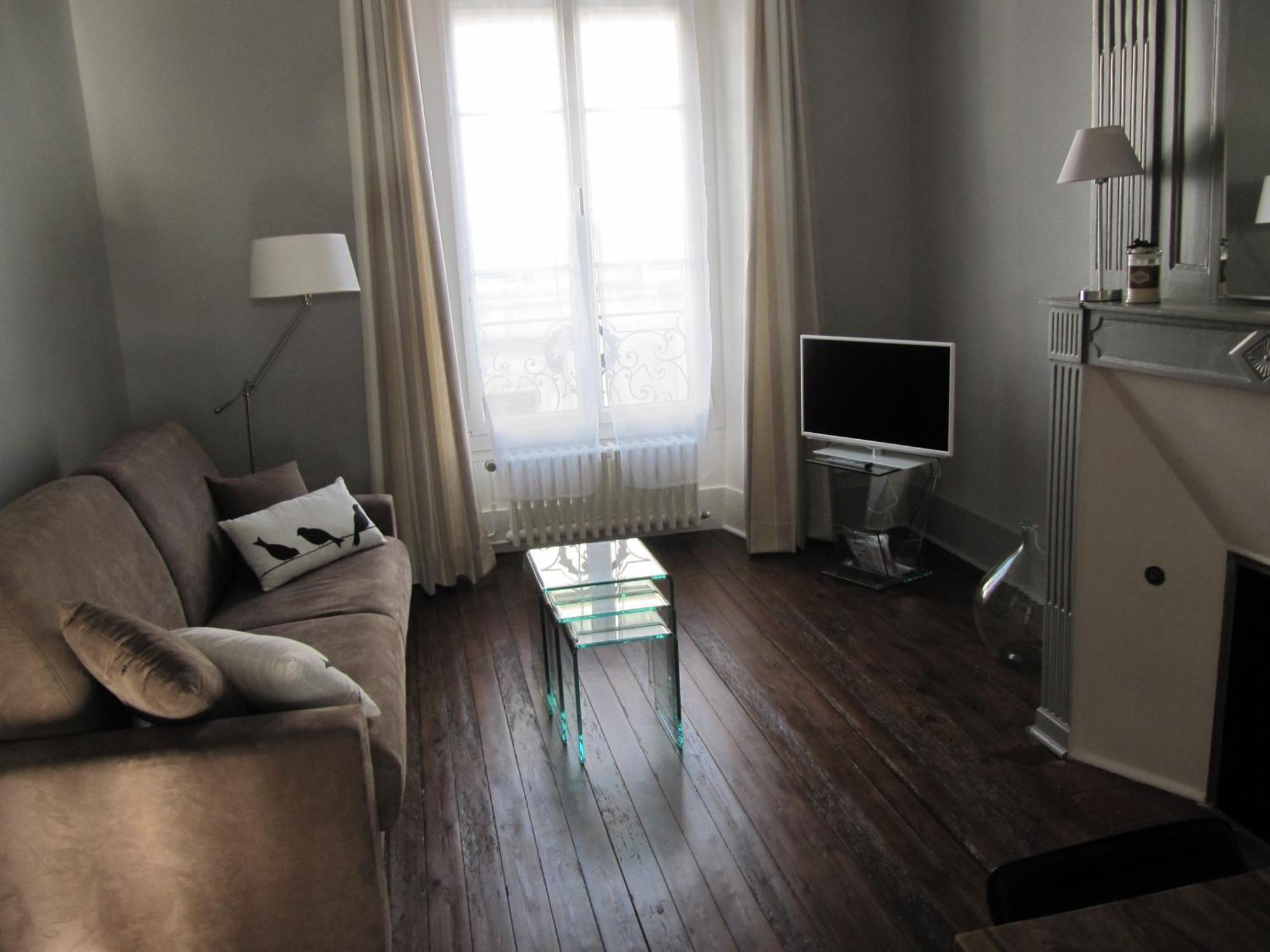 Suite Sainte Anne Beaumont-sur-Sarthe Exterior foto